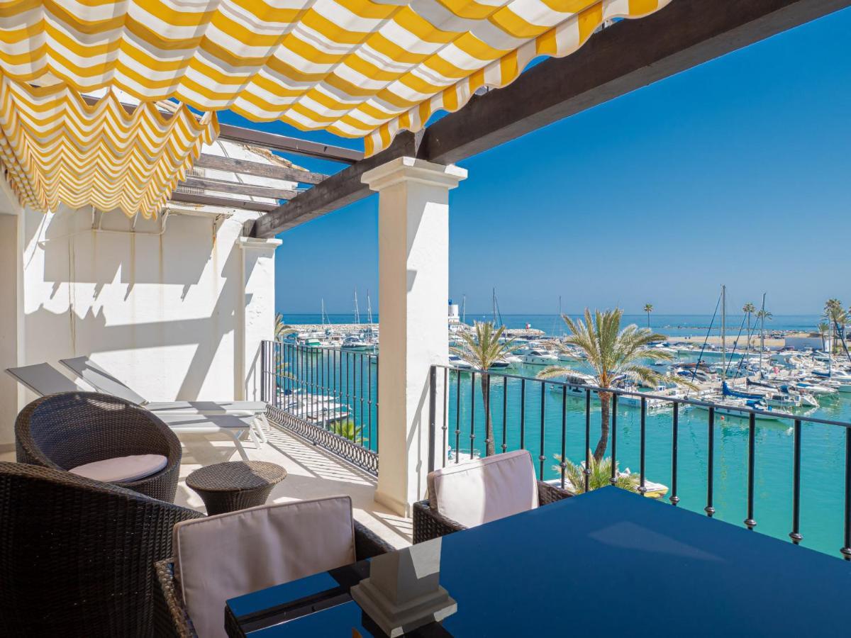 Beautiful Duquesa Harbour Apt 2001 Манилва Экстерьер фото
