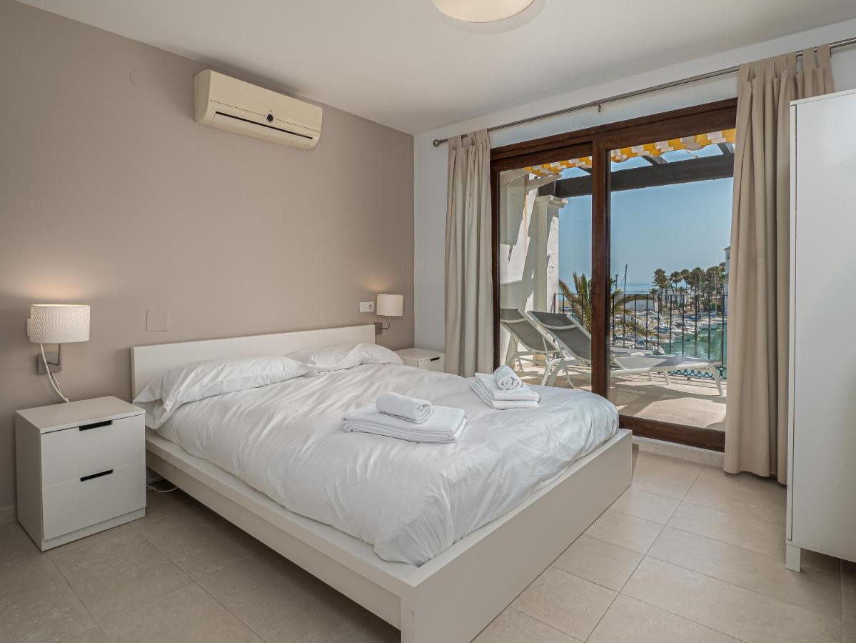 Beautiful Duquesa Harbour Apt 2001 Манилва Экстерьер фото
