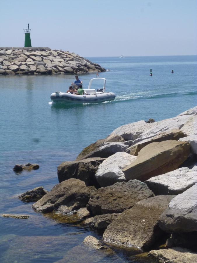 Beautiful Duquesa Harbour Apt 2001 Манилва Экстерьер фото